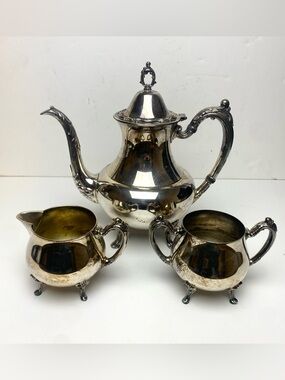 WM Rogers Silverplate Tea Set Tea/Coffee Pot Creamer & Sugar Bowl